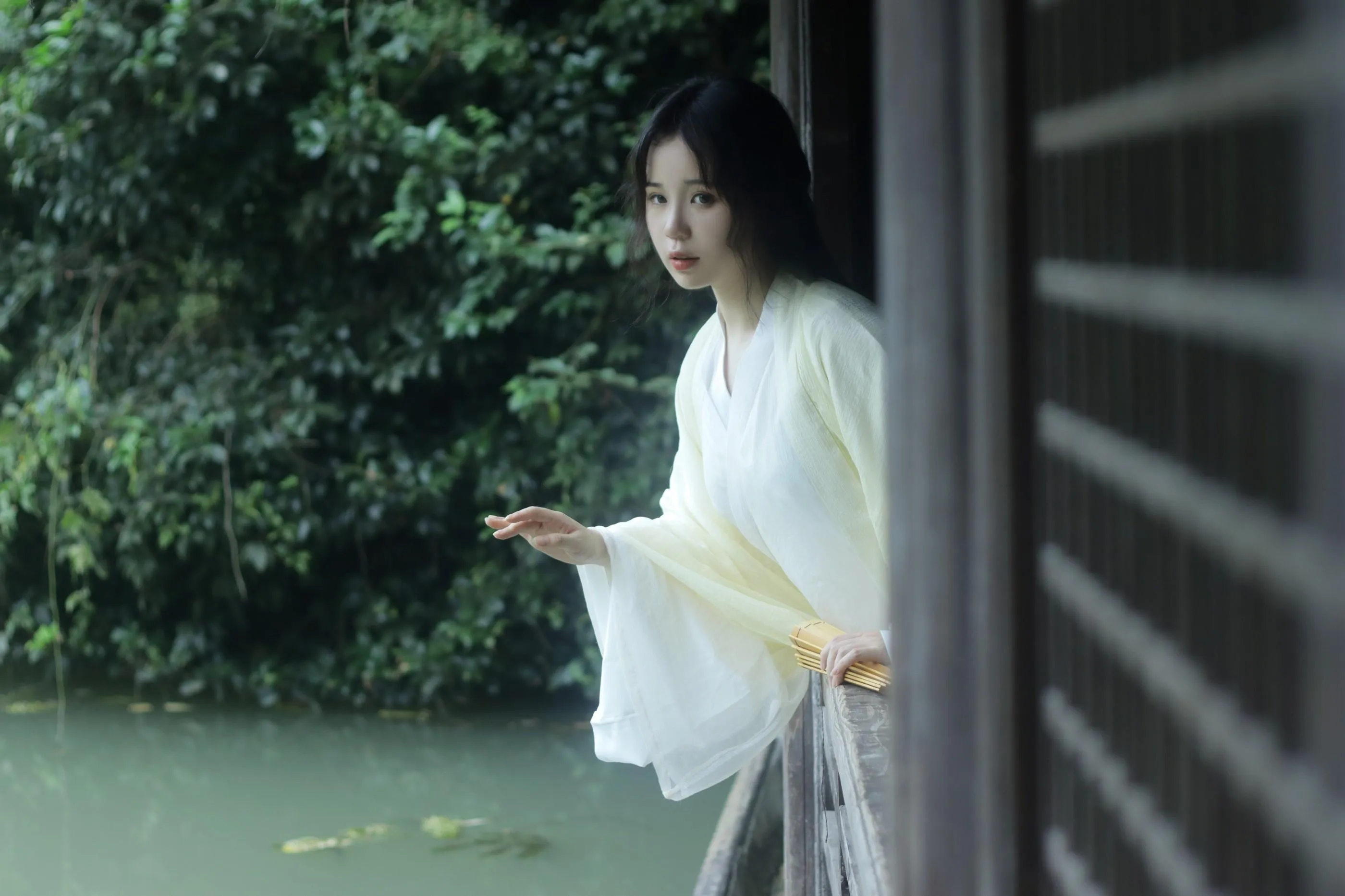 [YITUYU艺图语]2022.08.24 江南曲 一只高高 [23P]插图